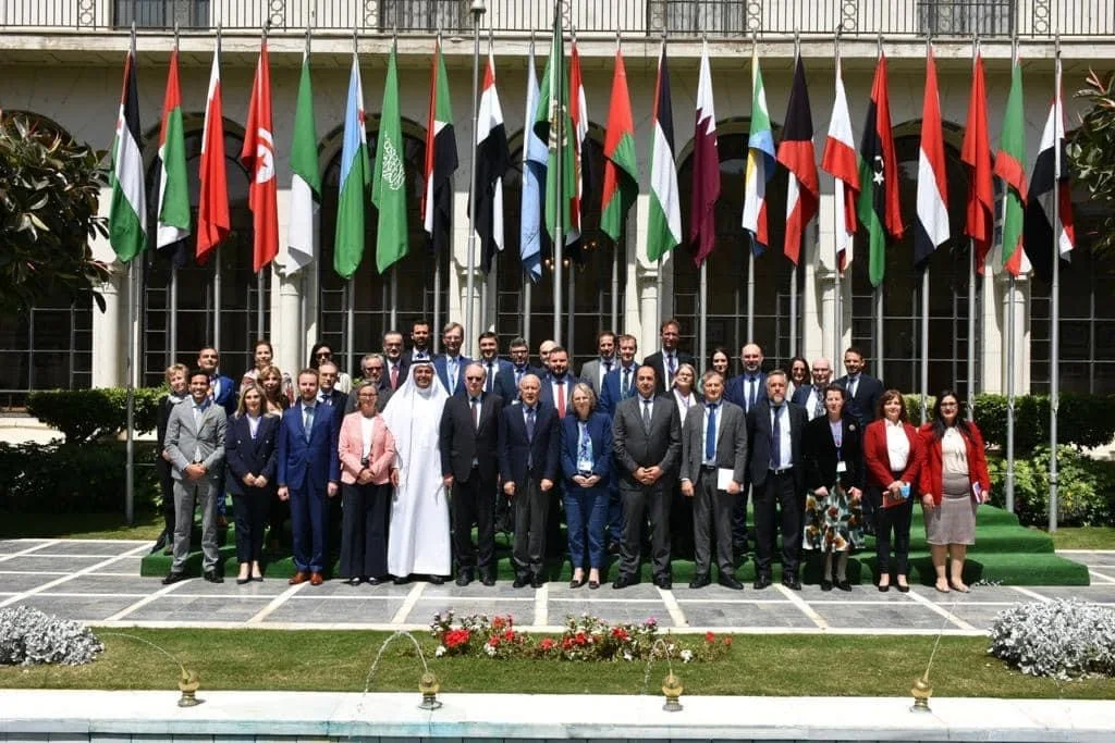 اجتماع سابق للاتحاد الأوروبي والجامعة العربية في القاهرة؛ ليس جلسة الانتخابات الحالية