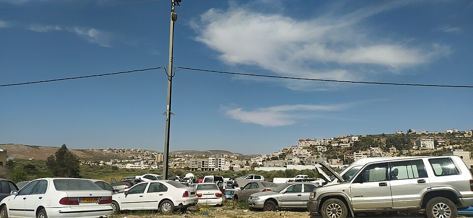 مدخل بلدة بيتا في صورة أرشيفية؛ ليست لعملية الإخلاء المذكورة.
