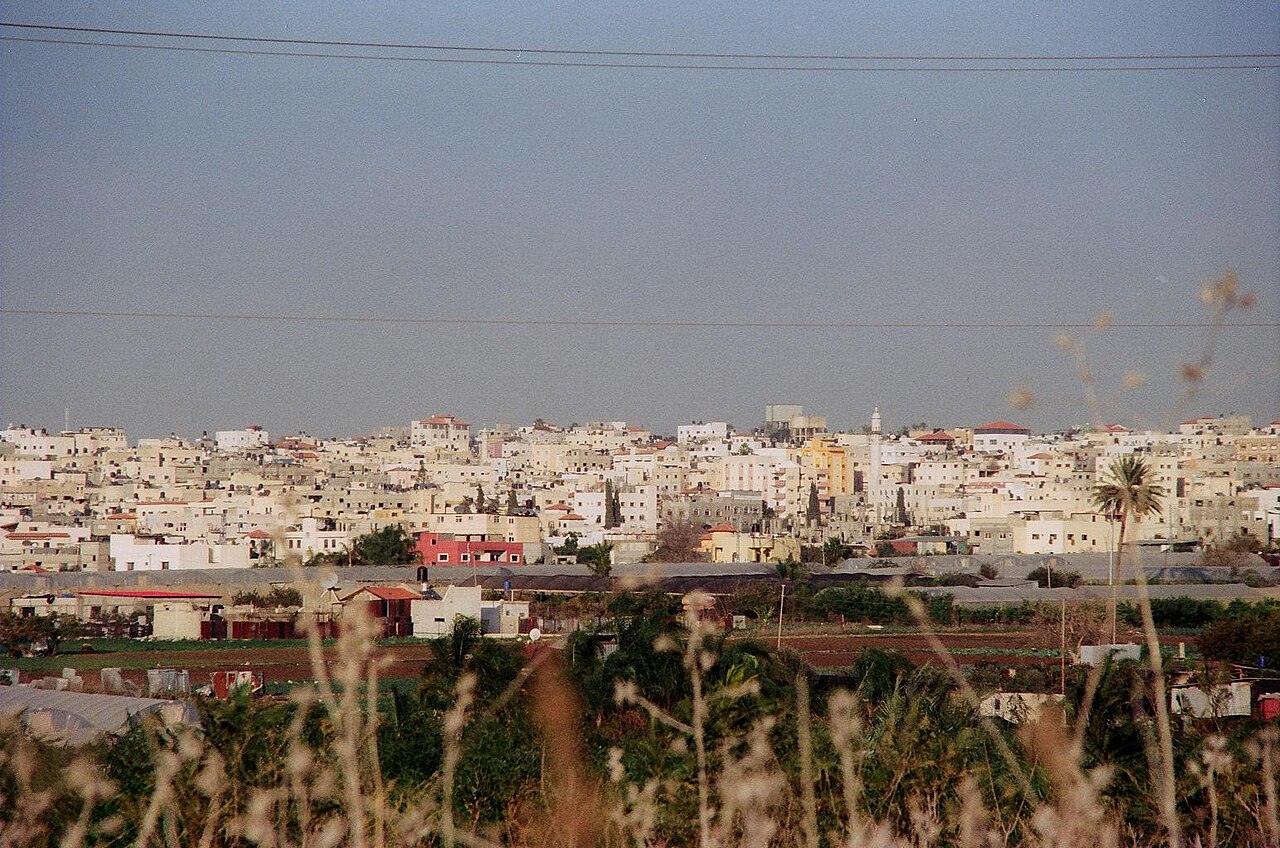 صورة أرشيفية لمدينة قلقيلية؛ ليست للمنزل الذي يتناوله الخبر.