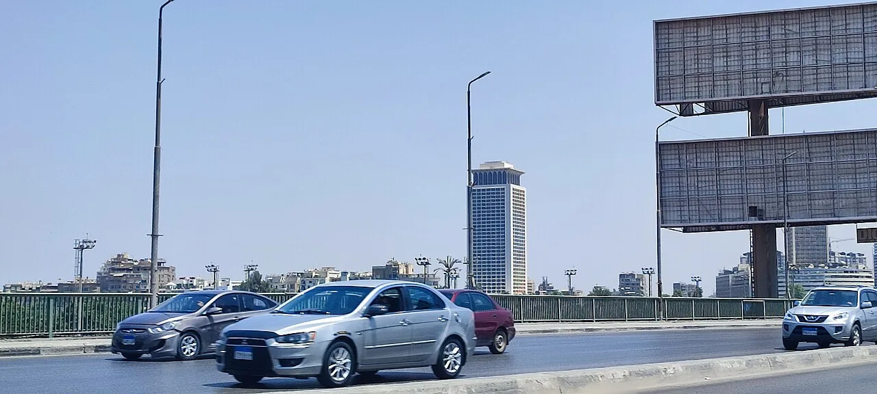 مبنى وزارة الخارجية ومشهد من القاهرة؛ صورة أرشيفية.
