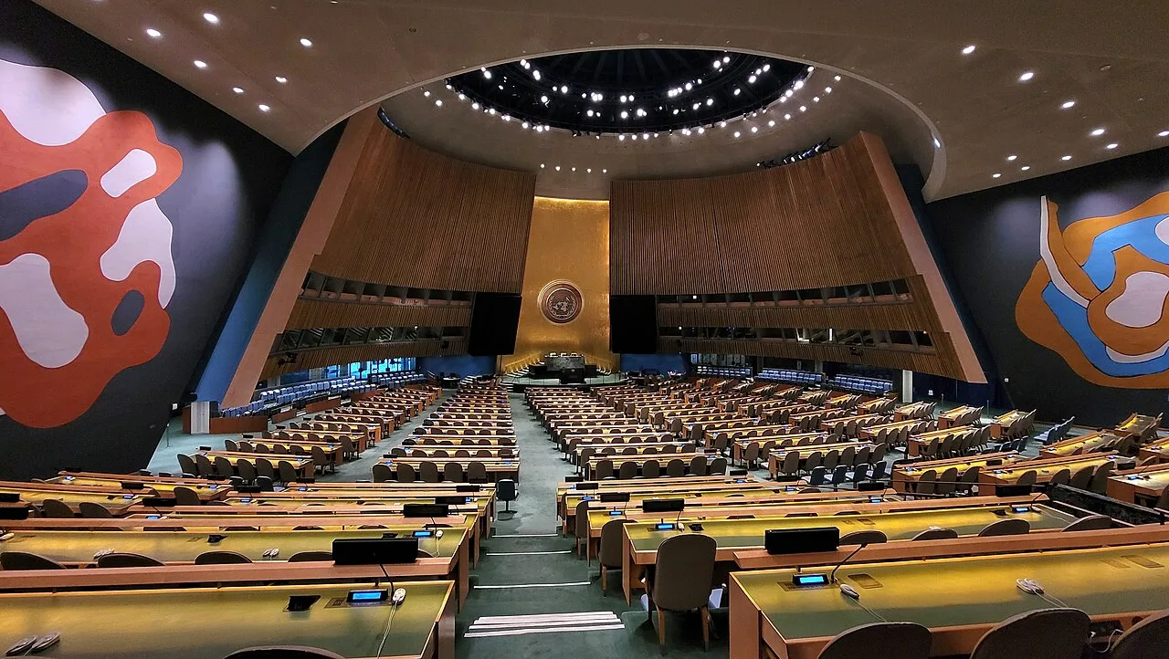 قاعة الجمعية العامة للأمم المتحدة؛ صورة أرشيفية من عام 2024.